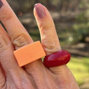 2 LUCITE Red/Light Coral Chunky RINGS